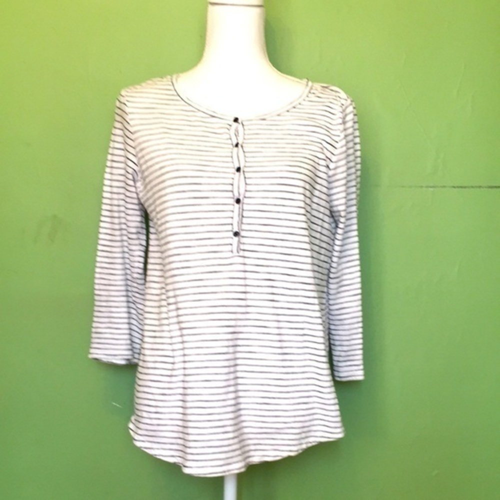 VINCE black /white striped‎ top